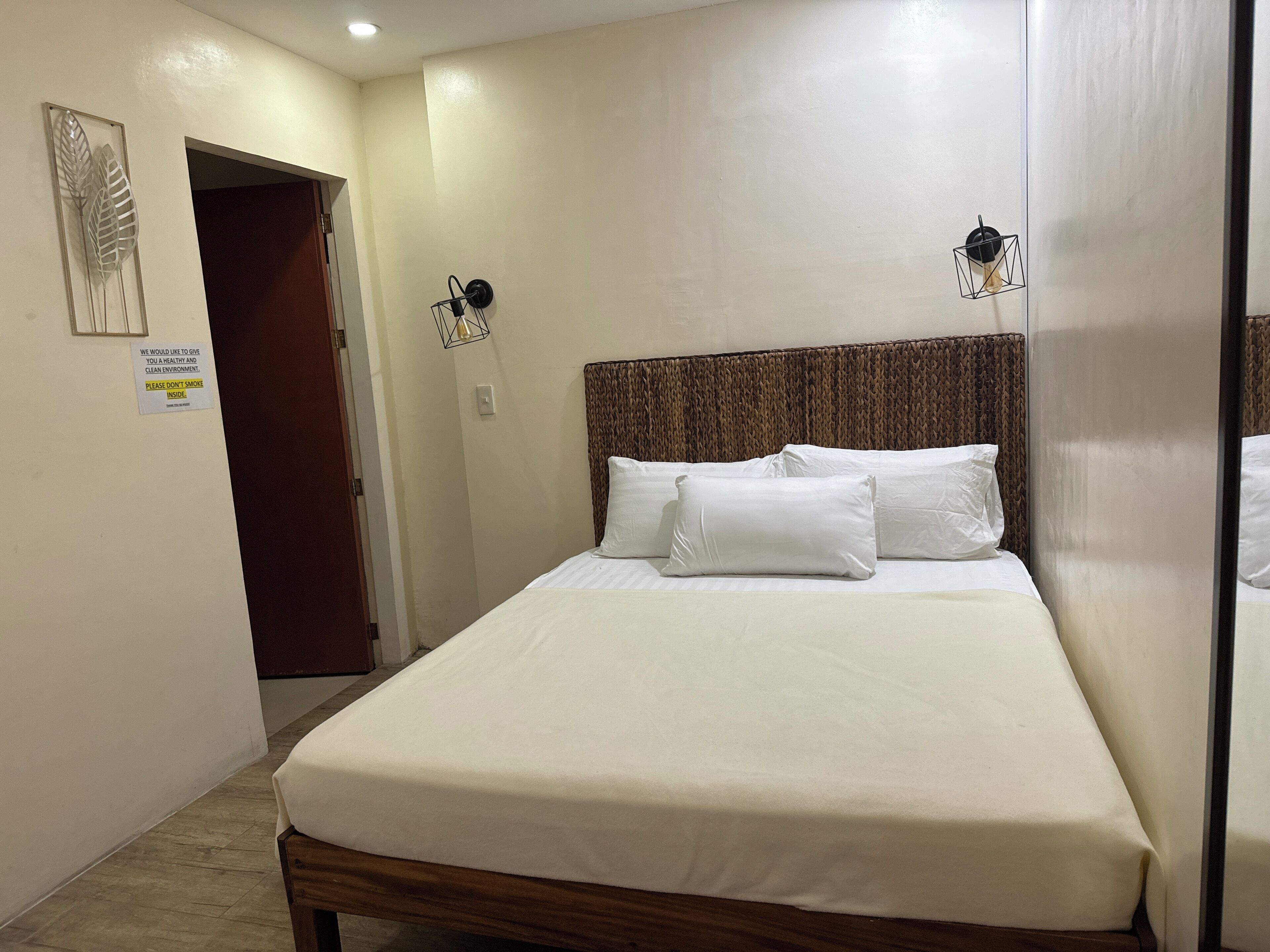 Thirdy's Tourist Inn 3*