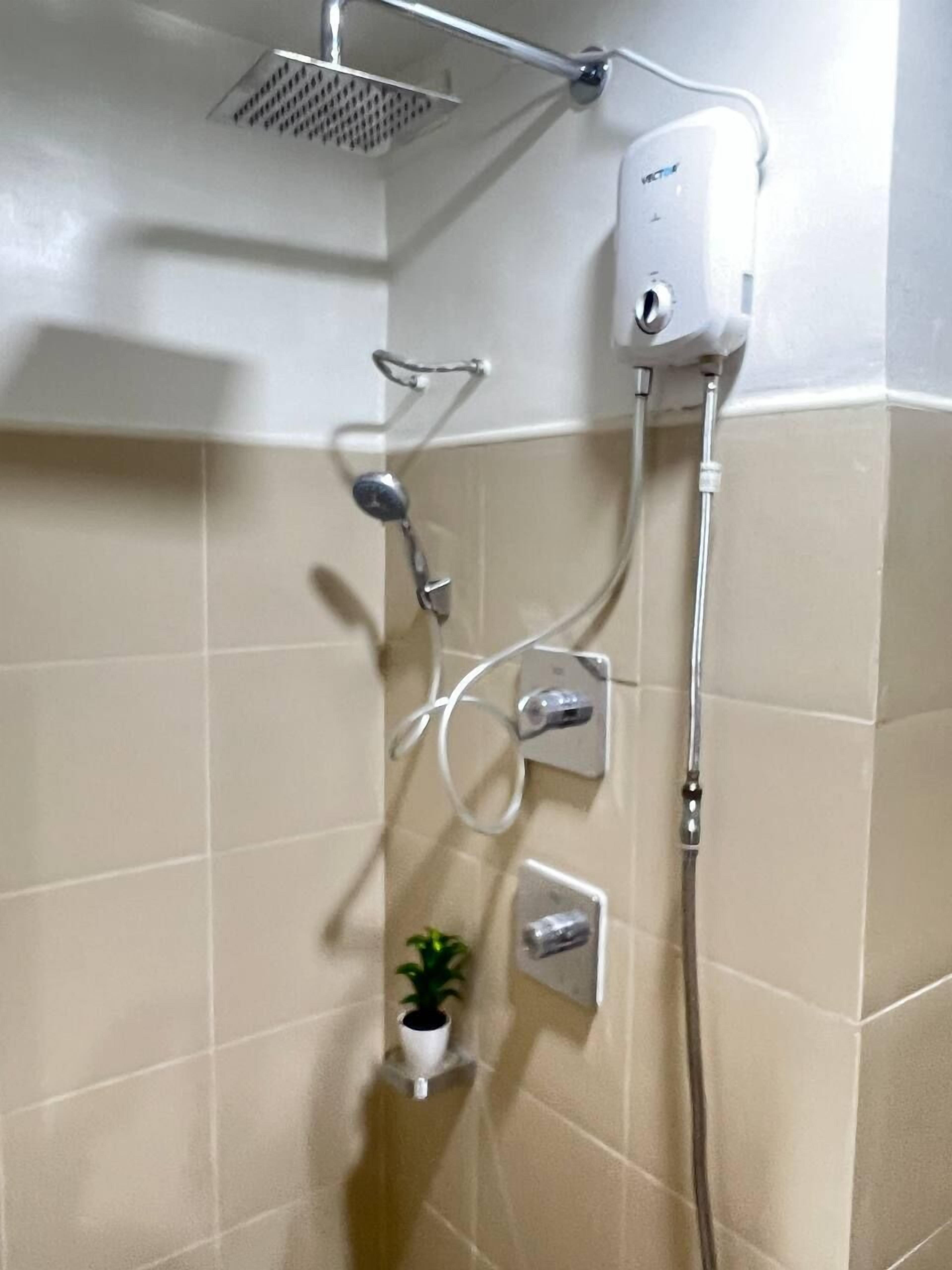 SHORE 3 RESIDENCES 4*