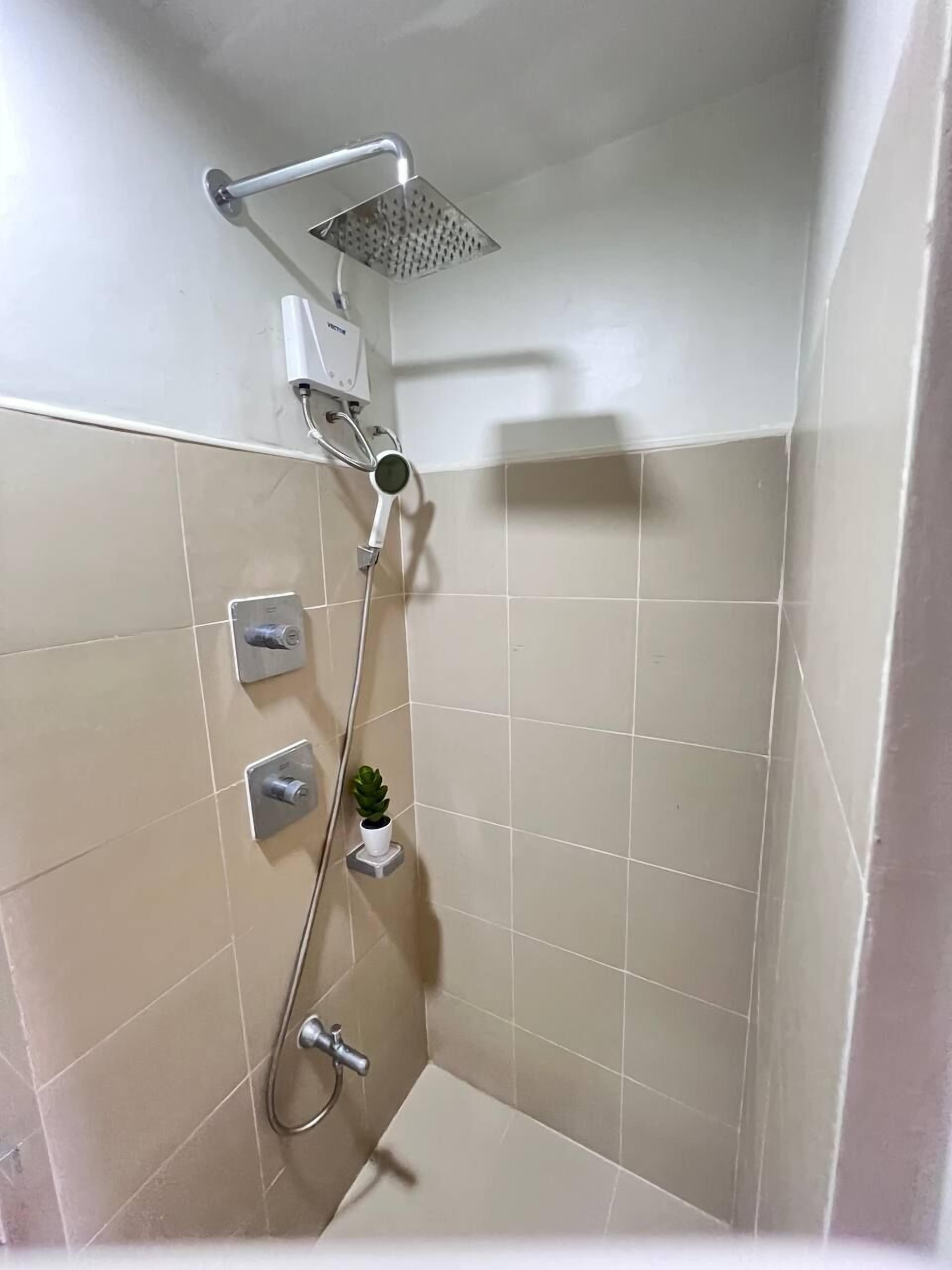 SHORE 3 RESIDENCES 4*