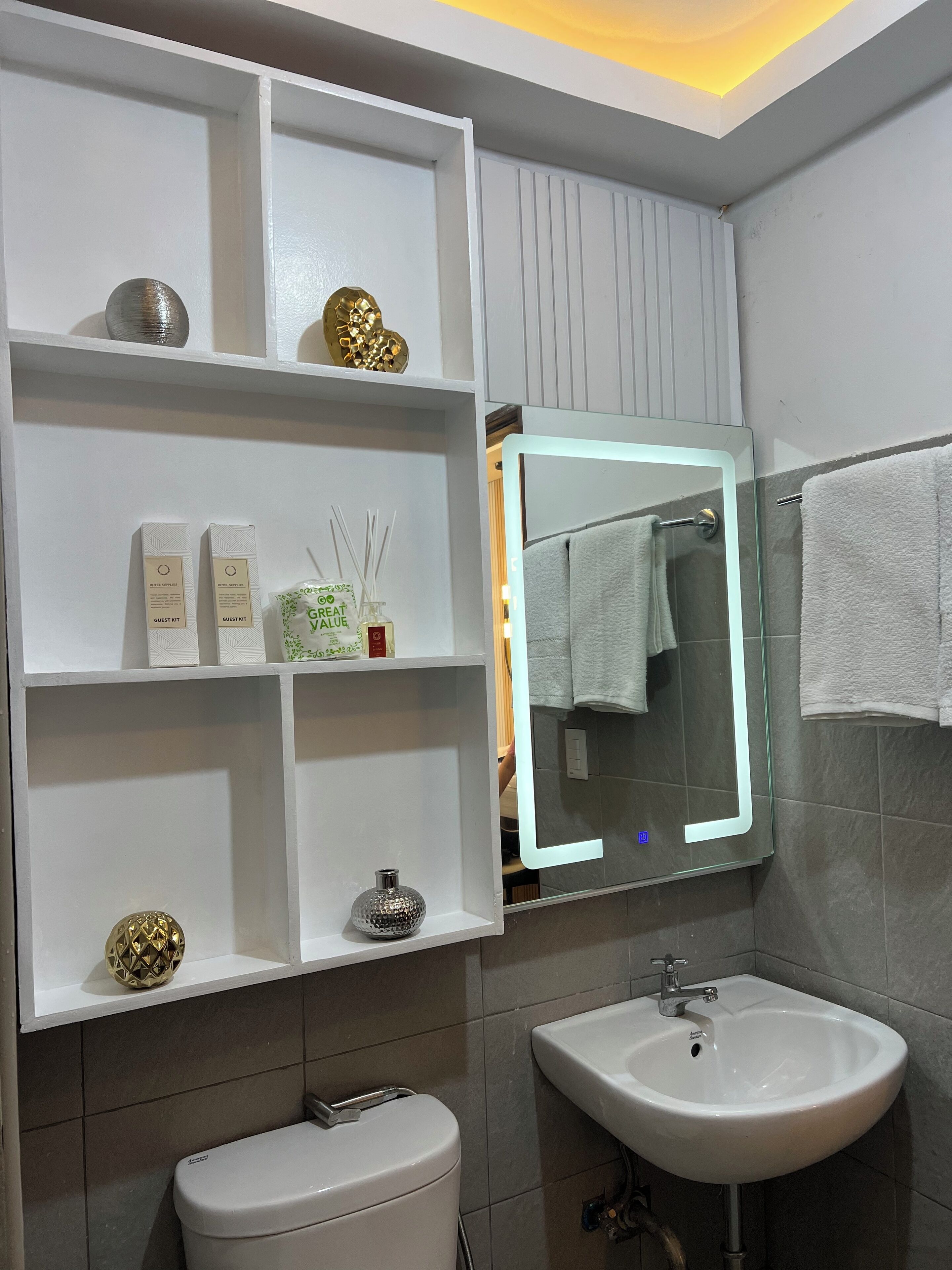 Rinann's Condotel Davao 3*