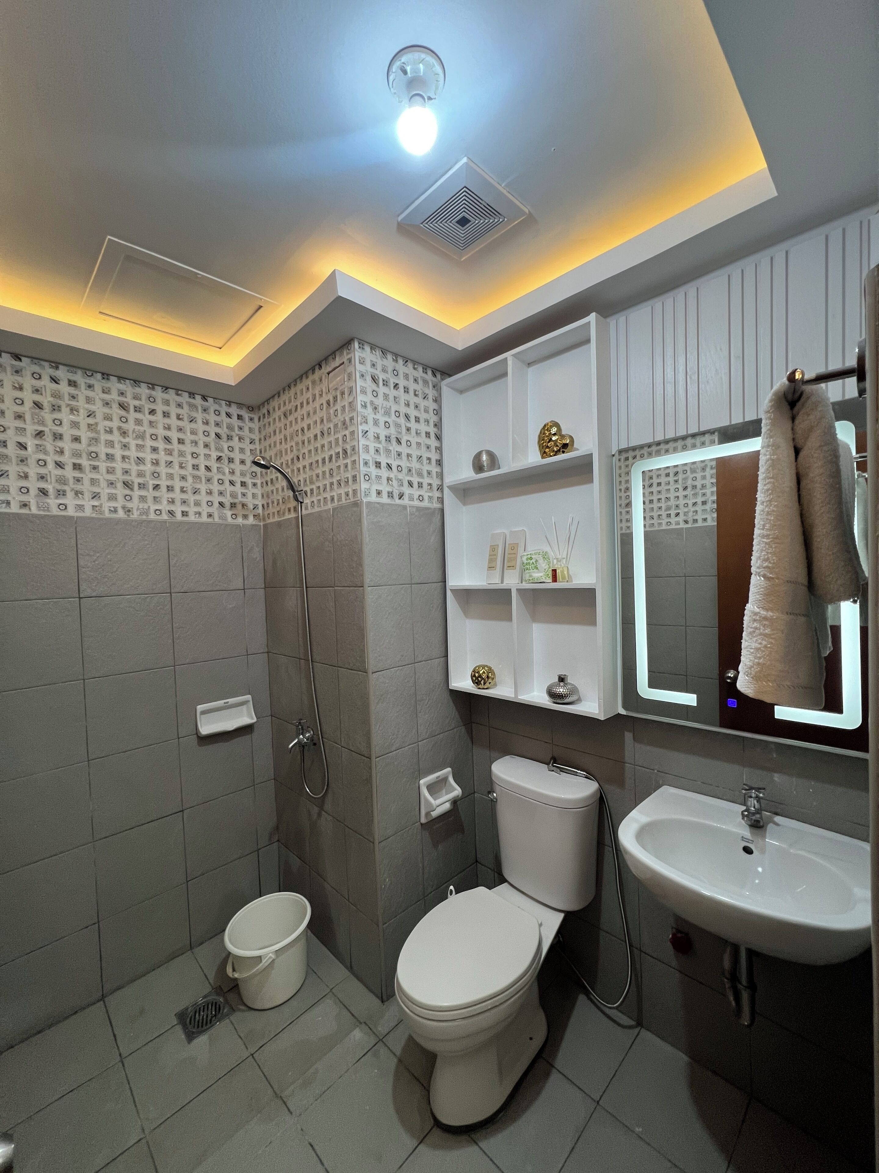 Rinann's Condotel Davao 3*