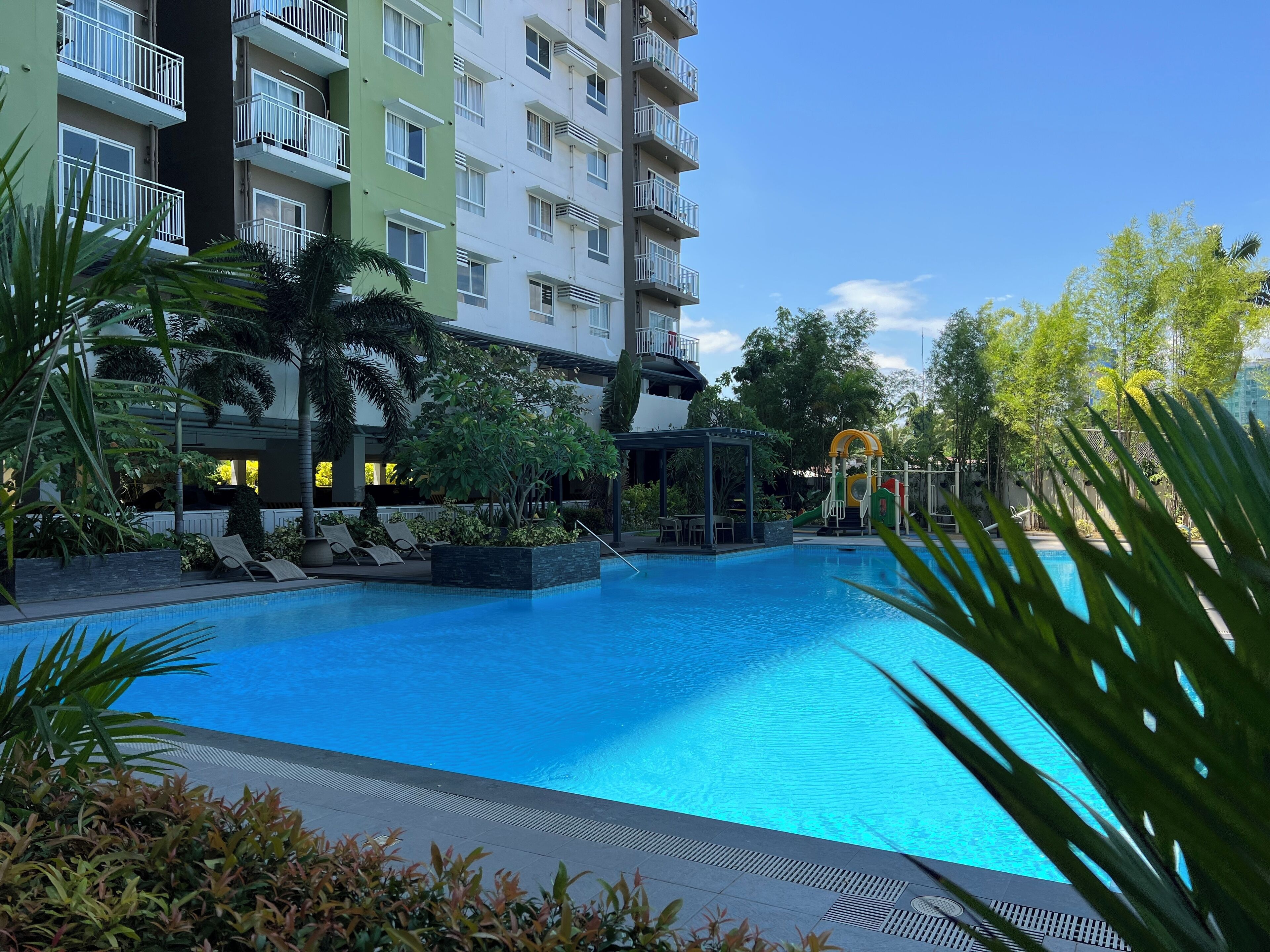 Rinann's Condotel Davao 3*