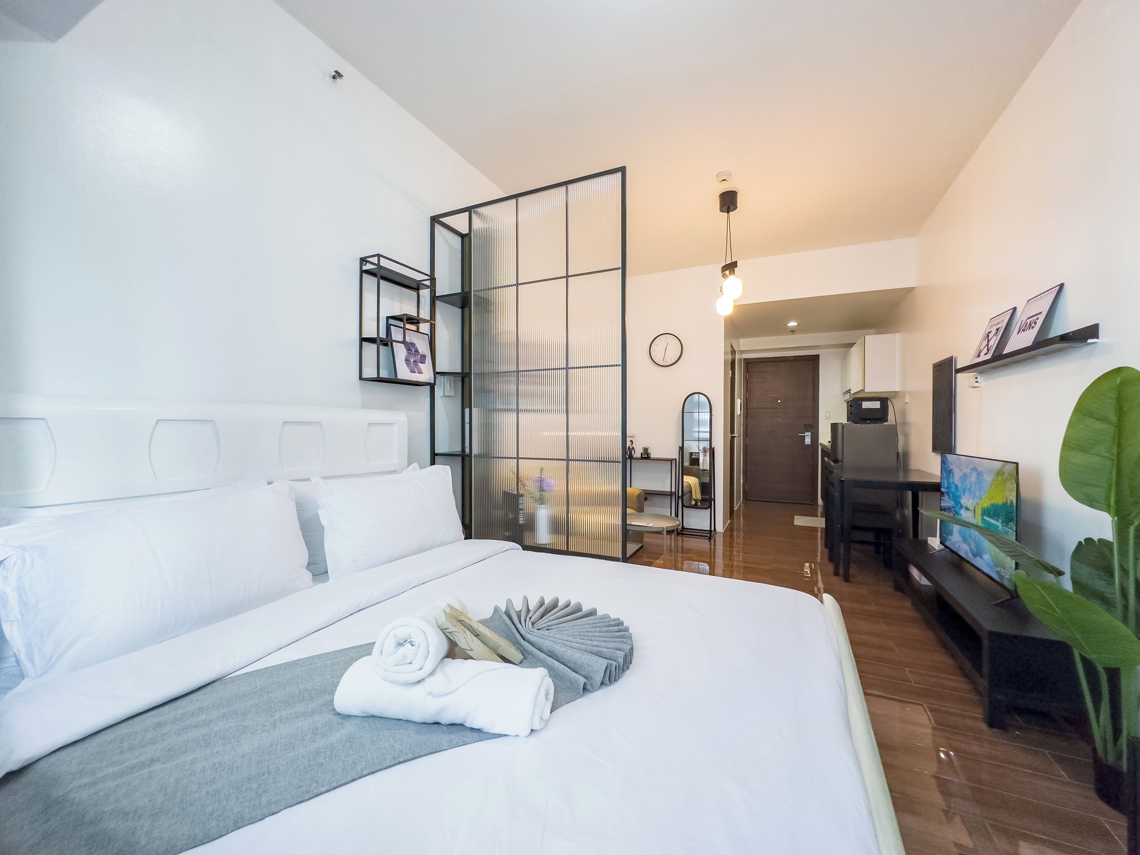 GemstoneBR II in SMDC Air Residences 4*