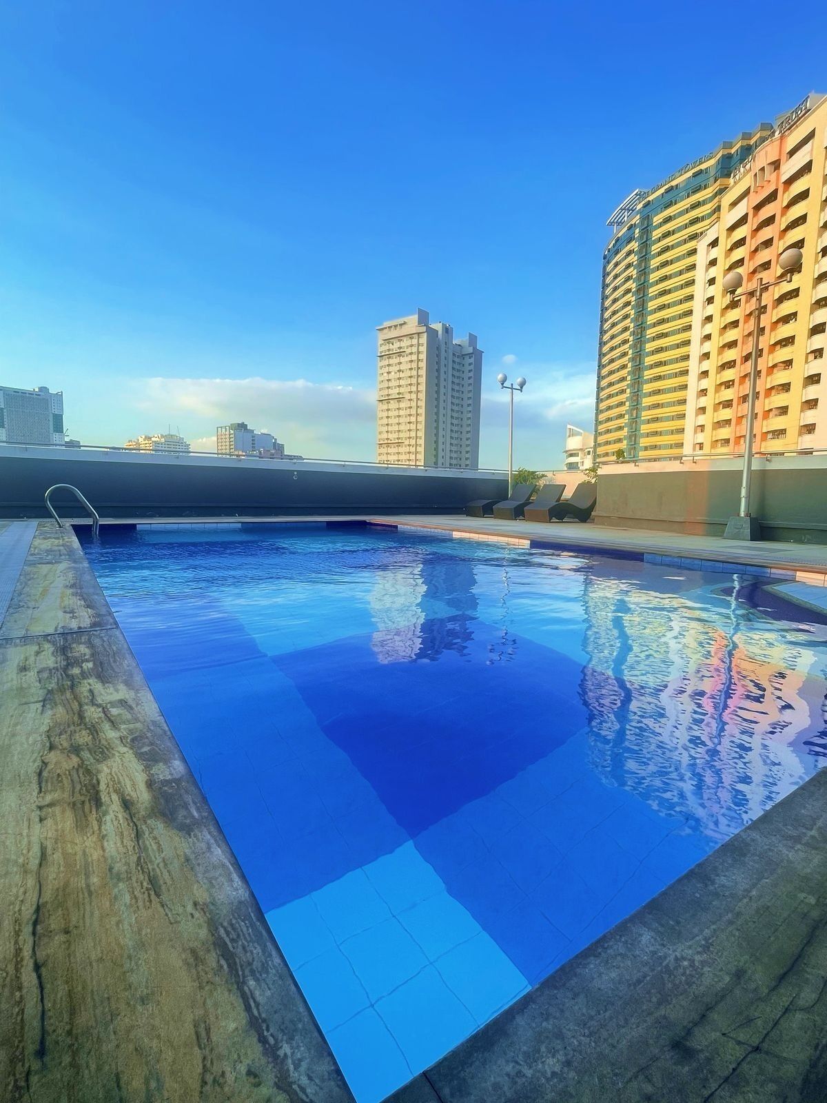 I Suites Hotel Malate 2*