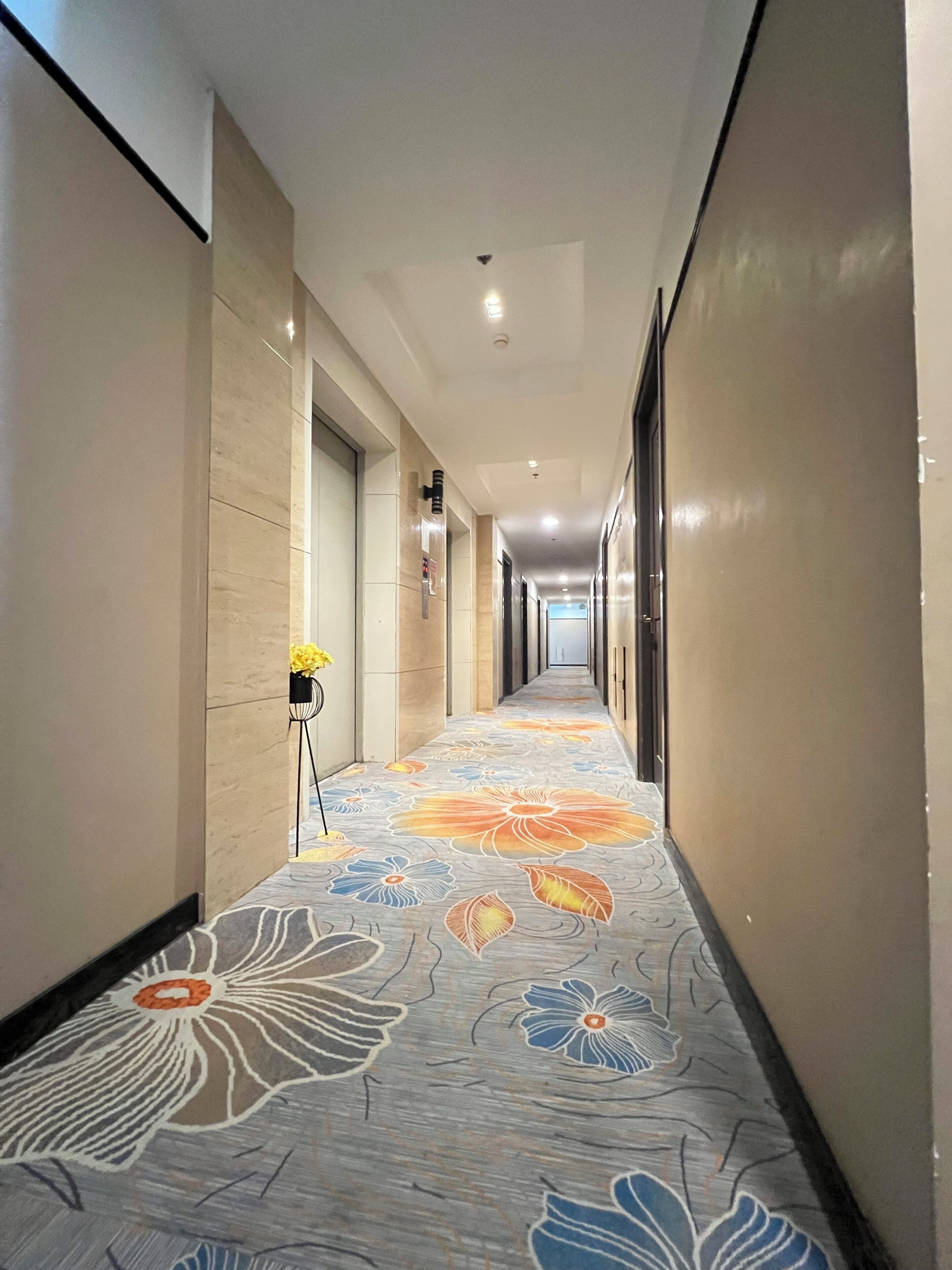 I Suites Hotel Malate 2*