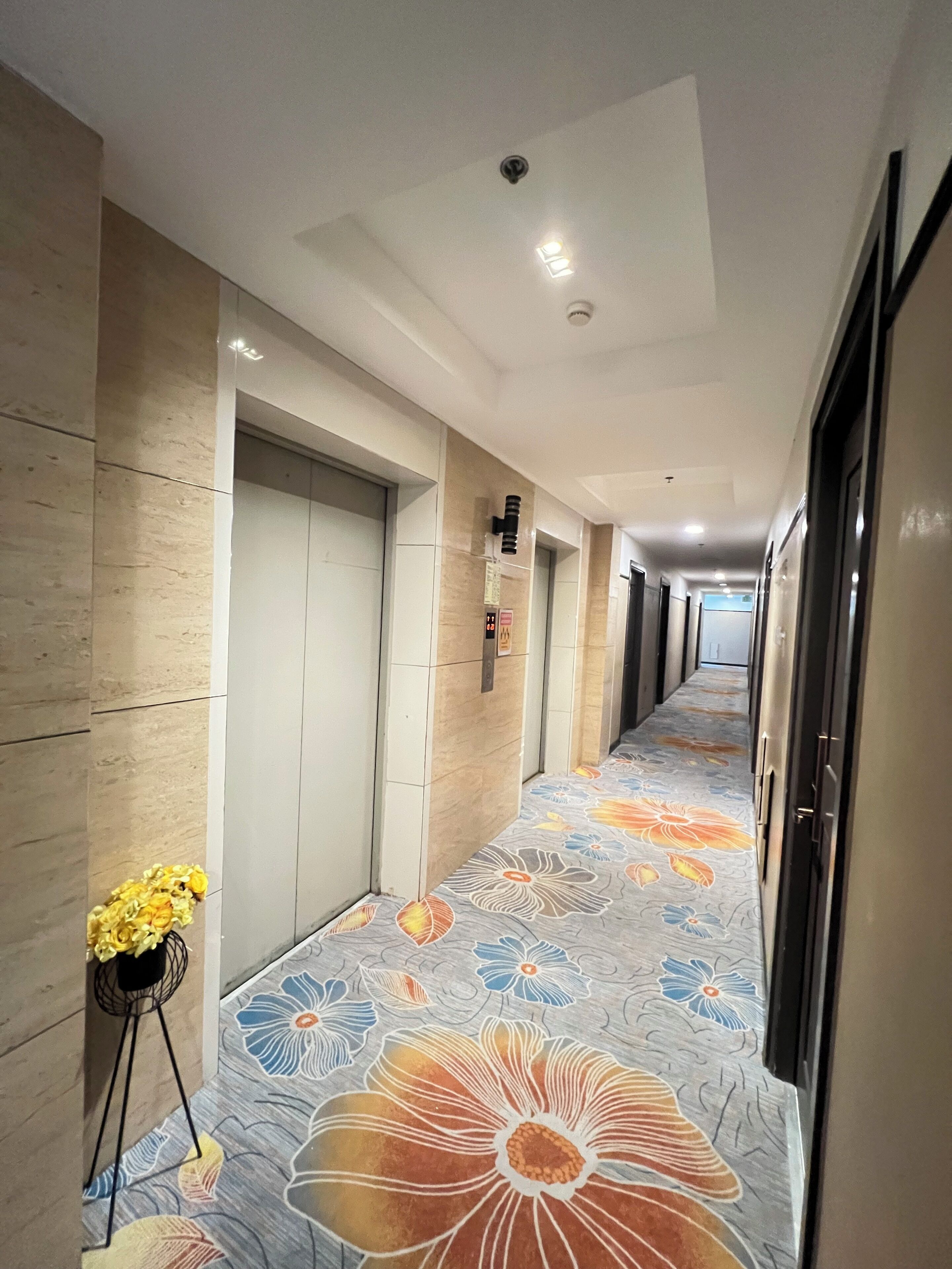 I Suites Hotel Malate 2*