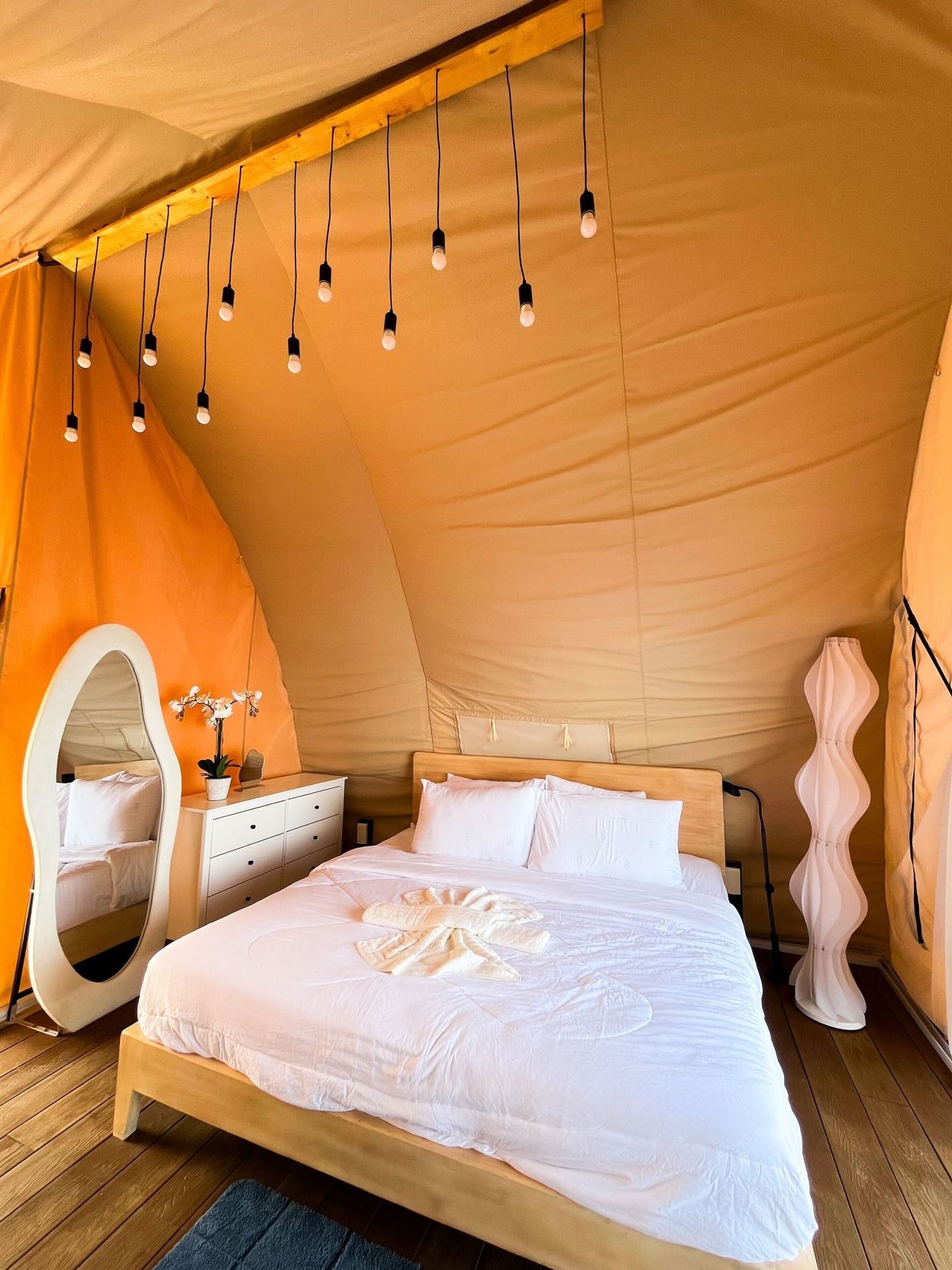 Floating Home in Reef Resort Unit 9 2*