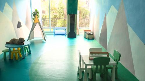 Novel Hotel Manila 4*