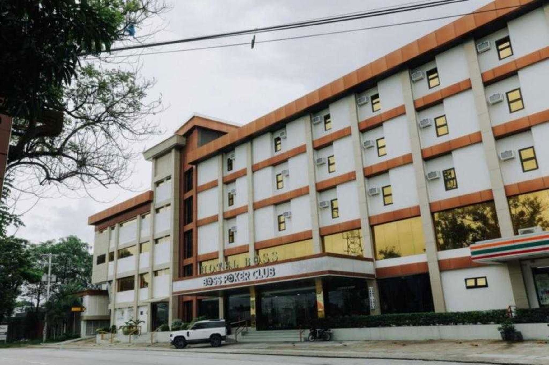 Dancenter Boss Hotel Near Clark International Airport 2*
