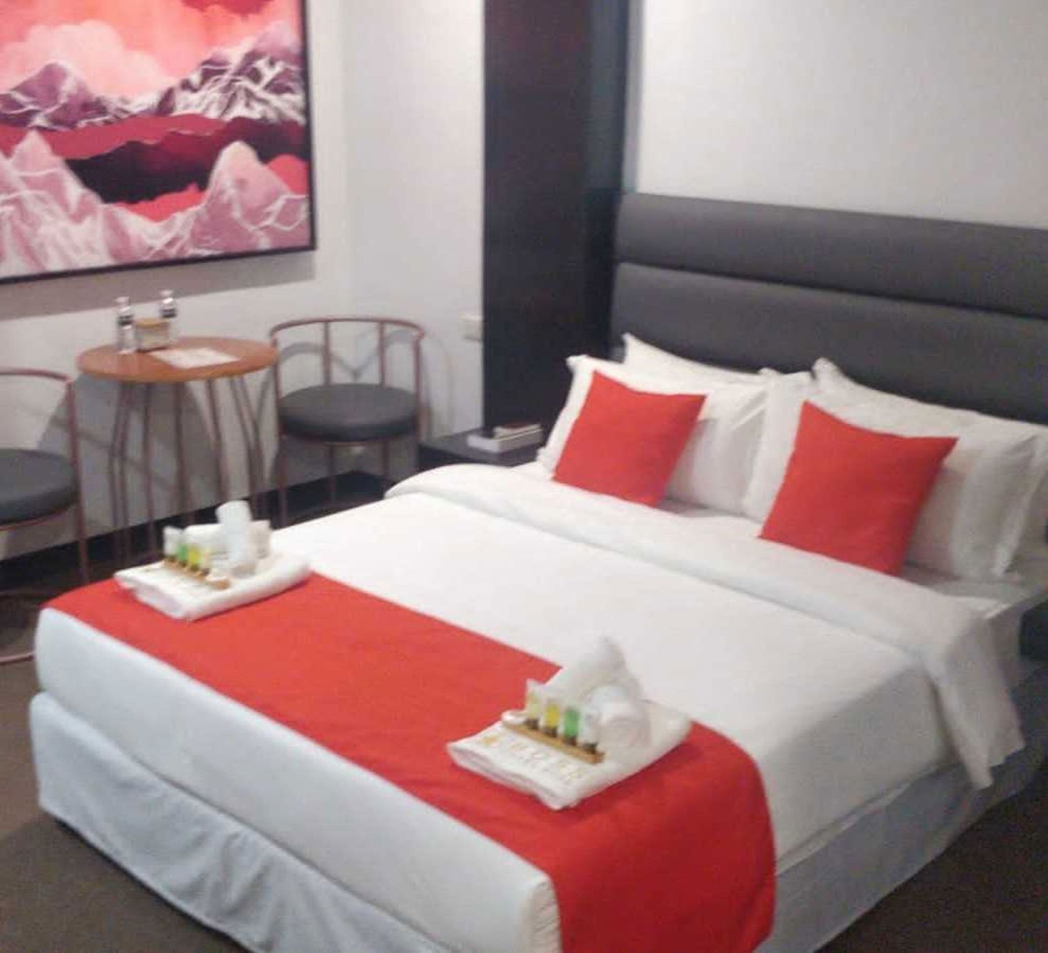 Dancenter Boss Hotel Near Clark International Airport 2*