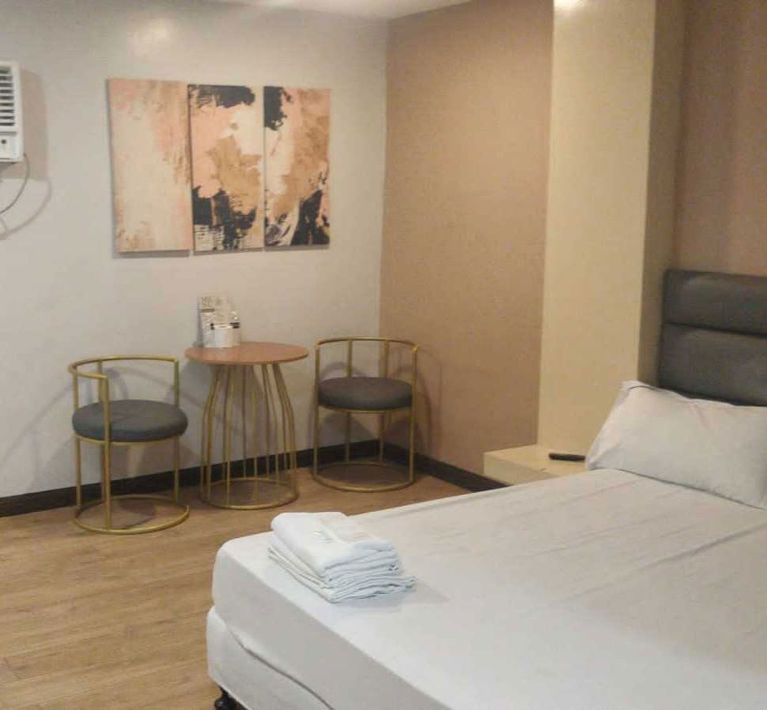 Dancenter Boss Hotel Near Clark International Airport 2*