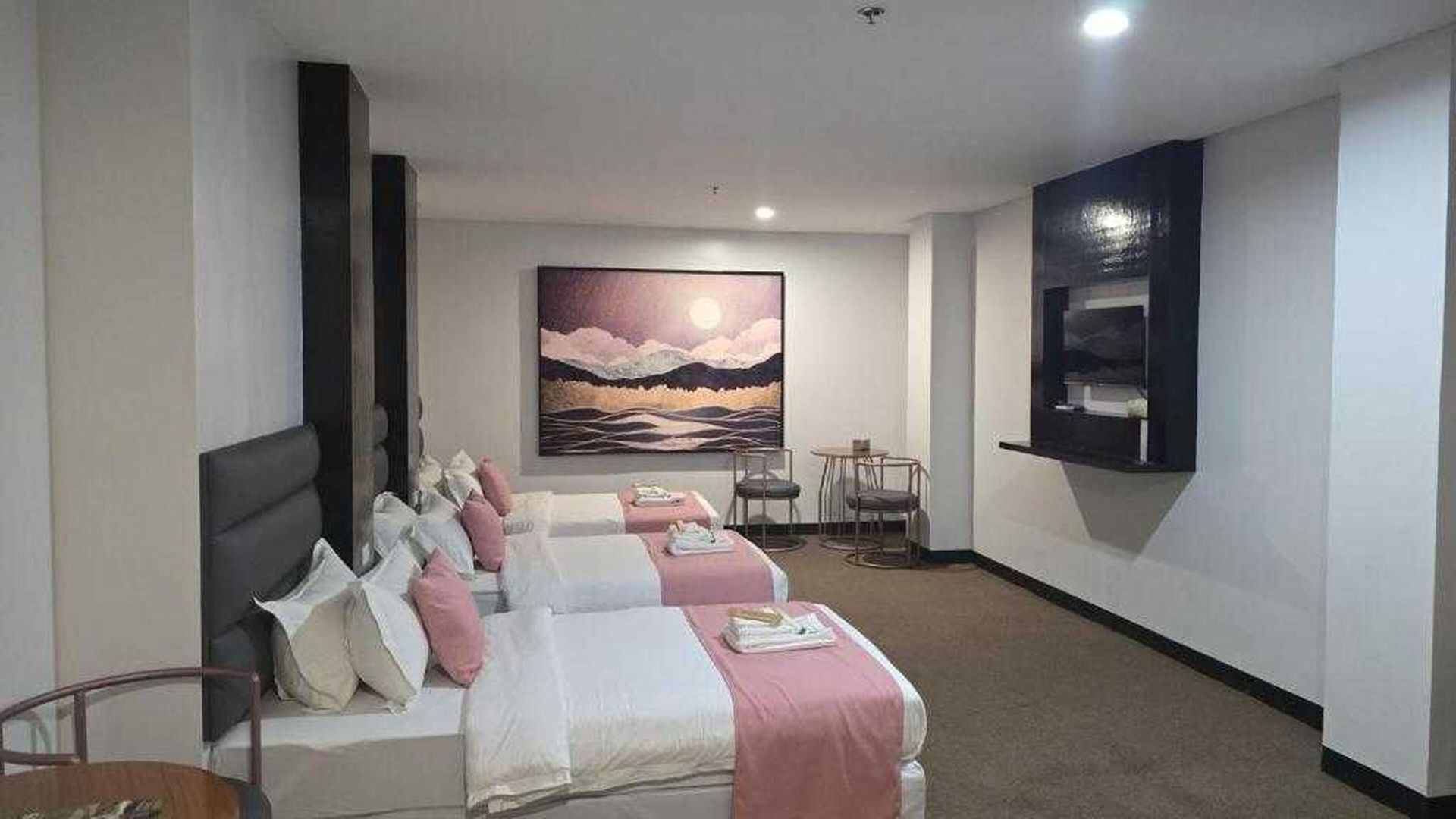 Dancenter Boss Hotel Near Clark International Airport 2*