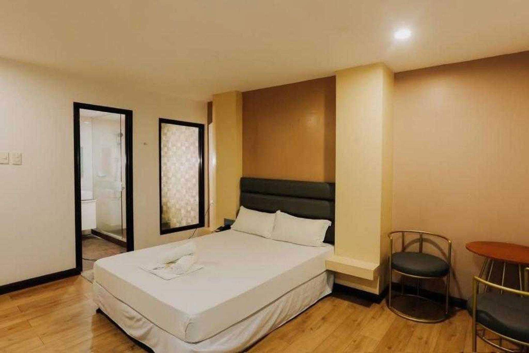 Belvilla Angeles Pampanga Near Clark International Airport Formerly Boss Hotel 2*