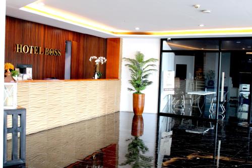 Palette Angeles, Formerly Boss Hotel 3*
