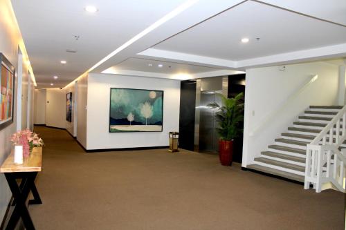 Palette Angeles, Formerly Boss Hotel 3*