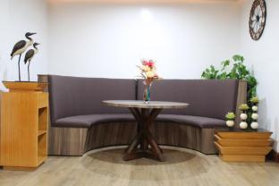 Palette Angeles, Formerly Boss Hotel 3*