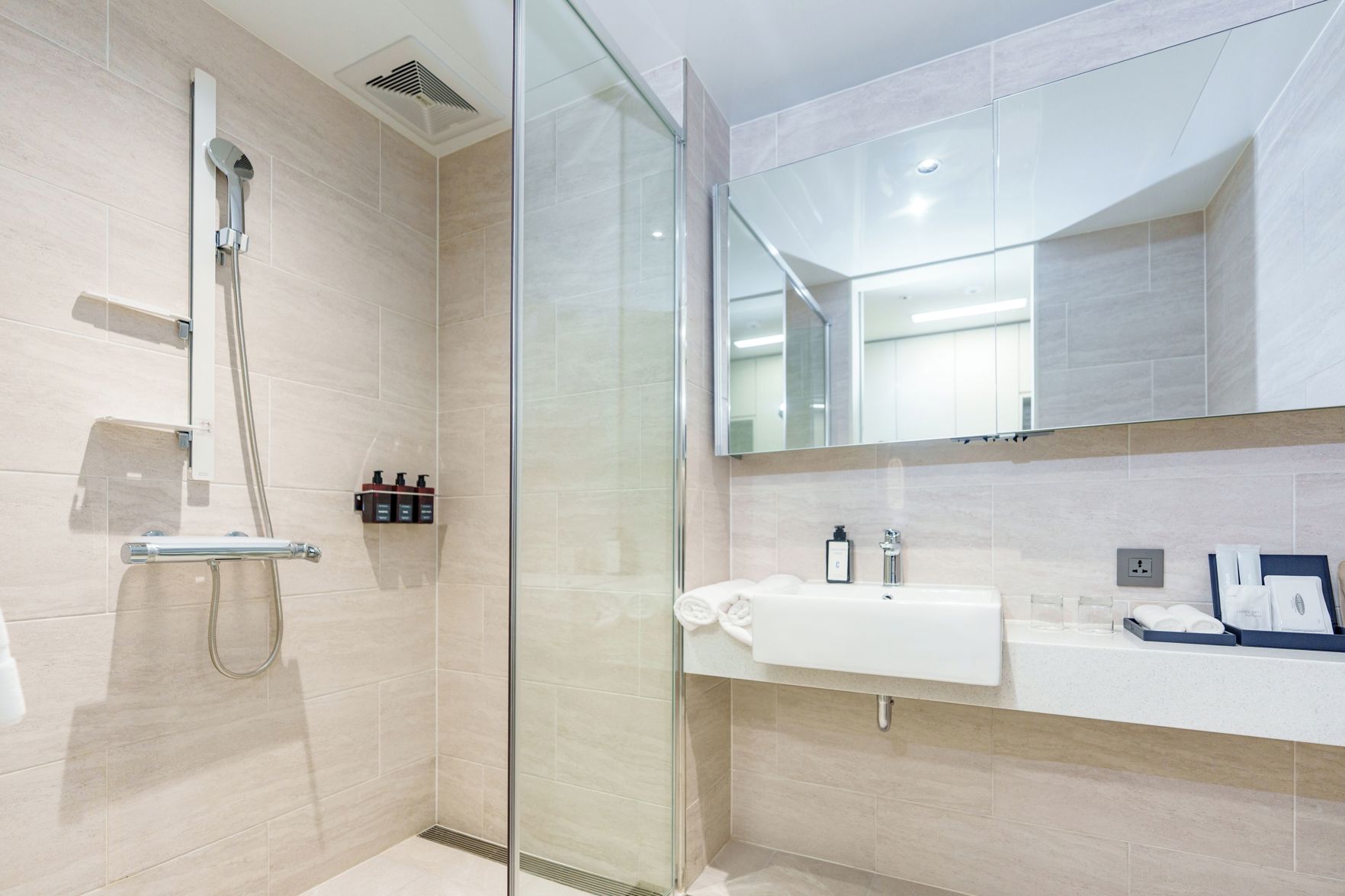 The First Clark Hotel & Residence 4*