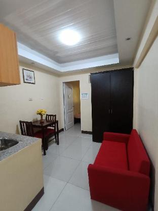 J and T Jamich Suites by RedDoorz 2*