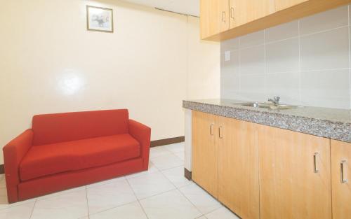 J and T Jamich Suites by RedDoorz 2*