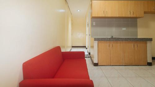 J and T Jamich Suites by RedDoorz 2*