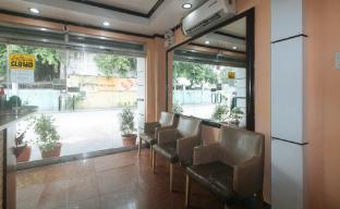 J and T Jamich Suites by RedDoorz 2*