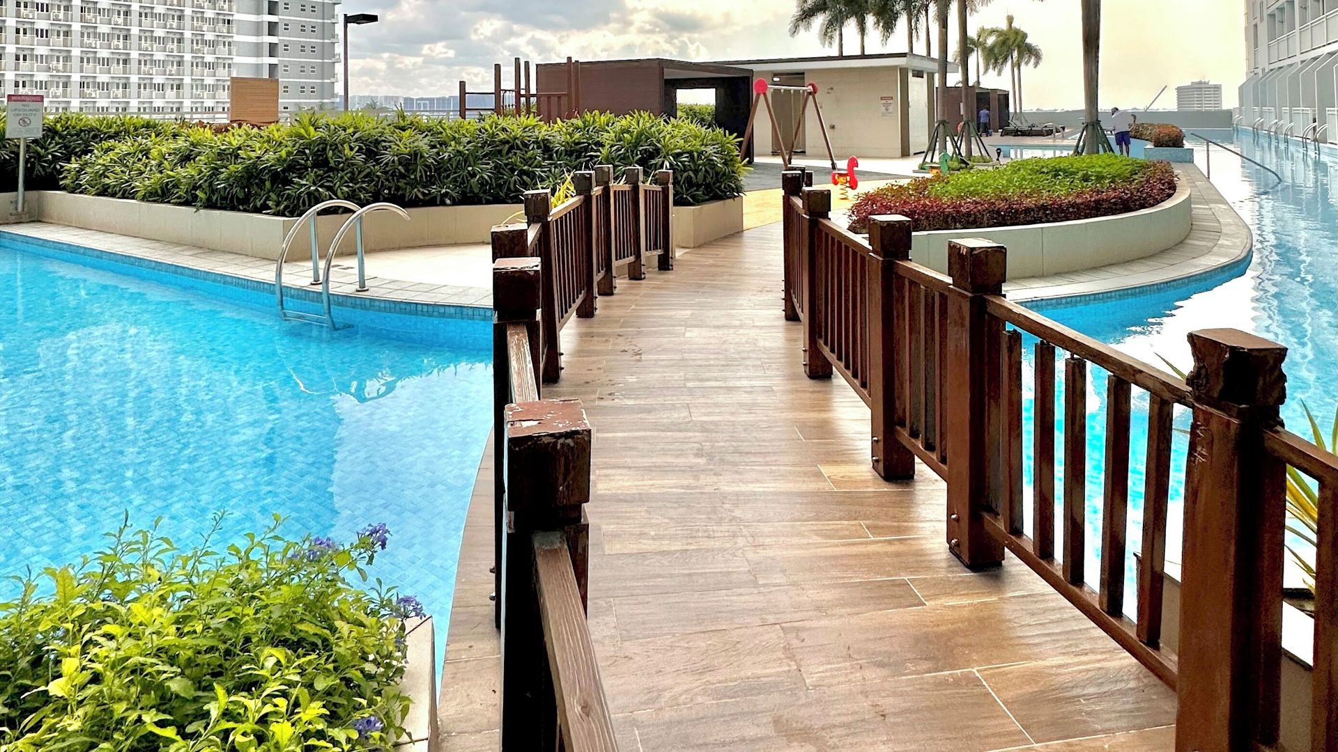 SMDC Breeze Residences Pasay 5*