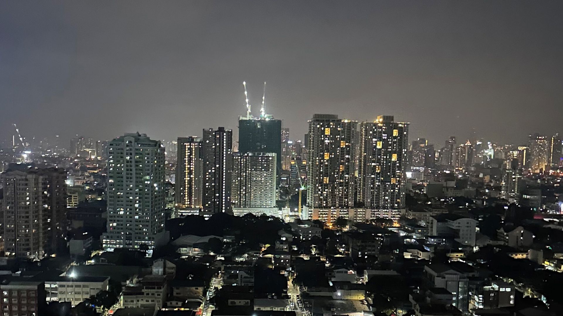 SMDC Breeze Residences Pasay 5*