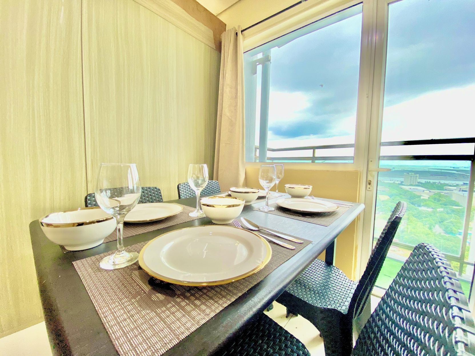SMDC Breeze Residences Pasay 5*