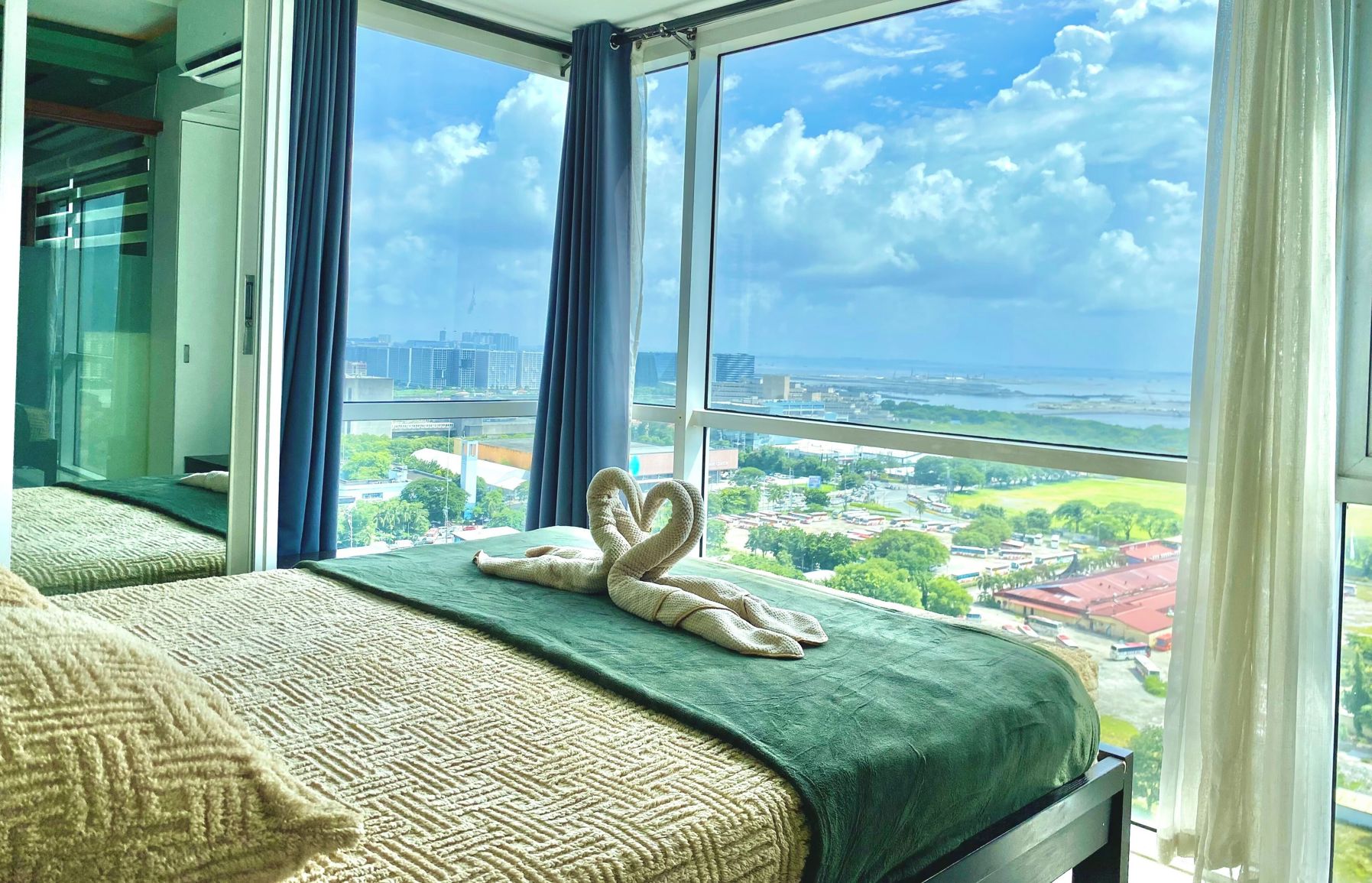 SMDC Breeze Residences Pasay 5*
