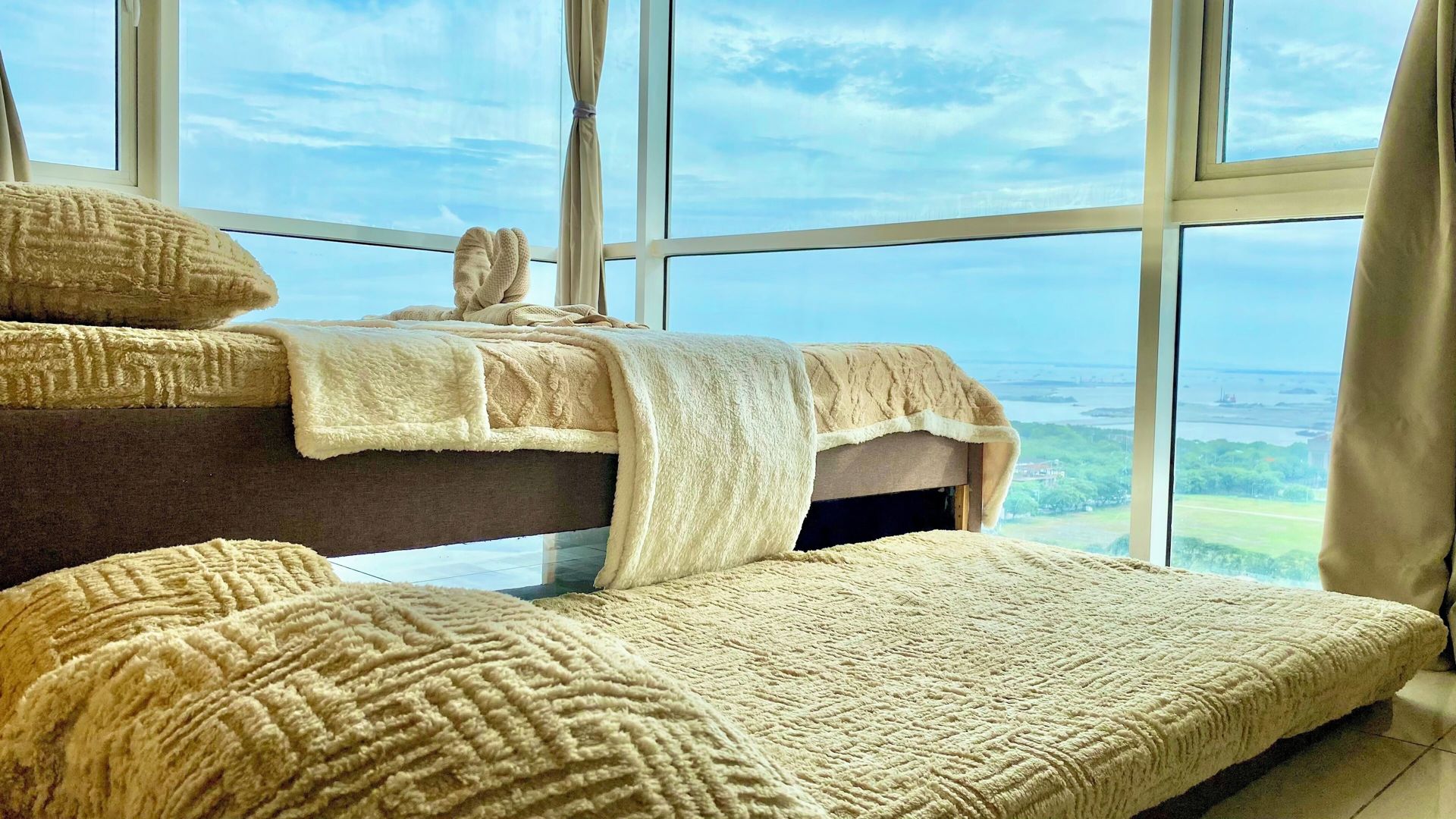 SMDC Breeze Residences Pasay 5*