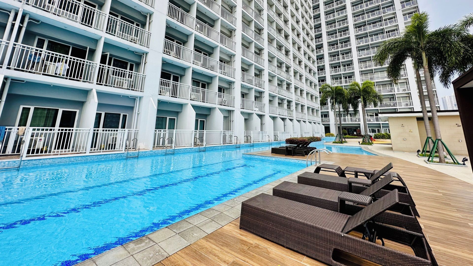 SMDC Breeze Residences Pasay 5*