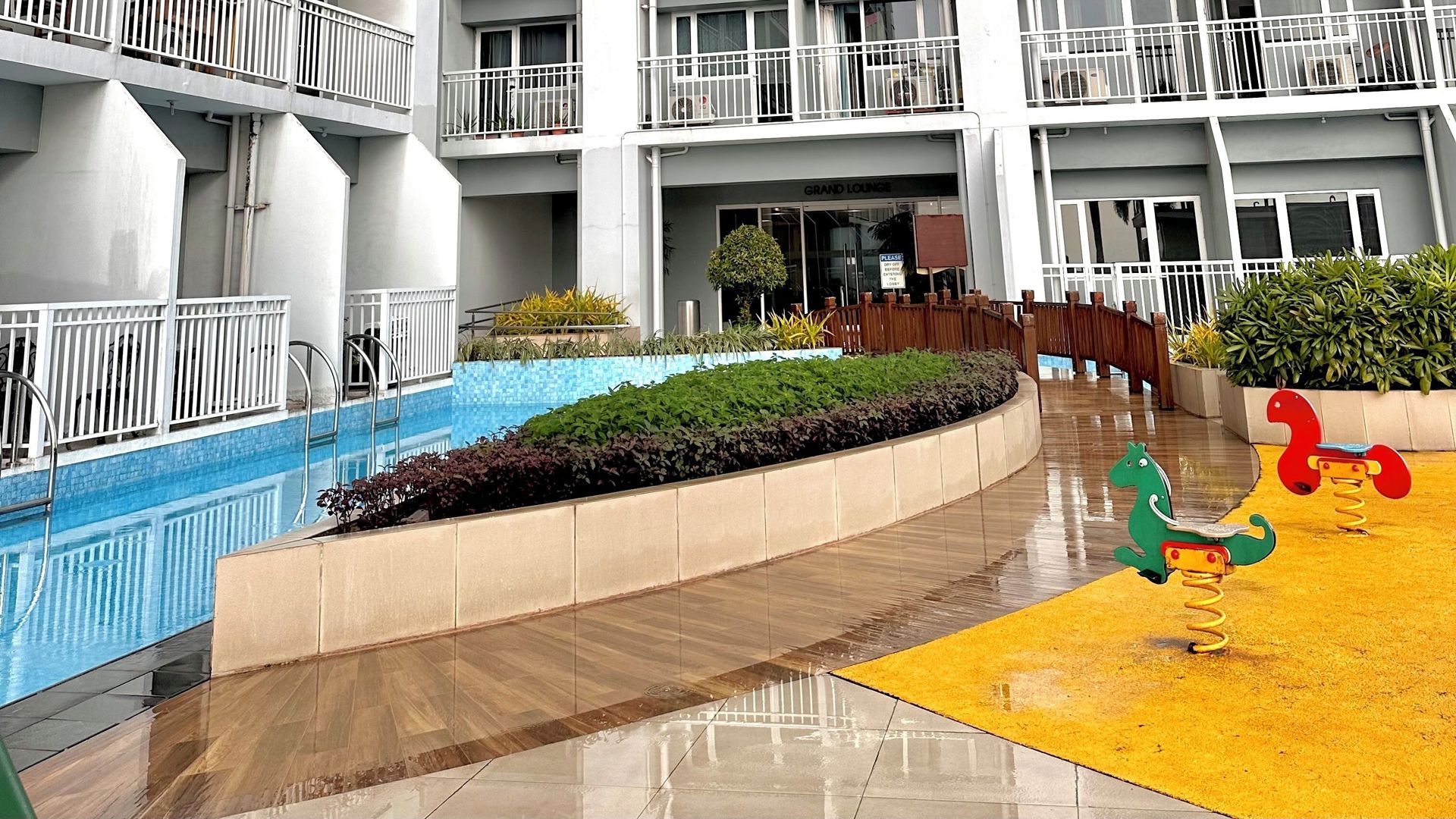 SMDC Breeze Residences Pasay 5*