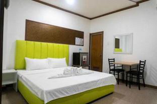 Collection O JM Lodge Near Clark Airport 2*