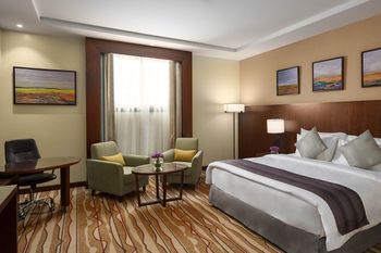 Radisson Blu Hotel, Buraidah 4*