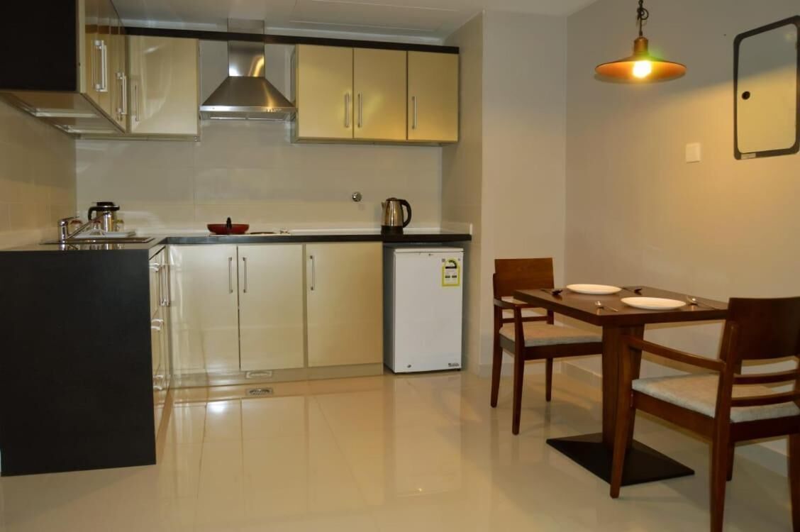 Yara Suites 2*