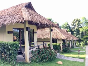 Diamond Village Pai 2*