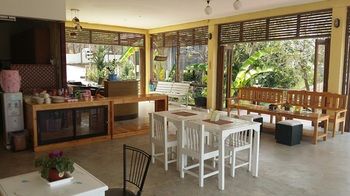 Diamond Village Pai 2*