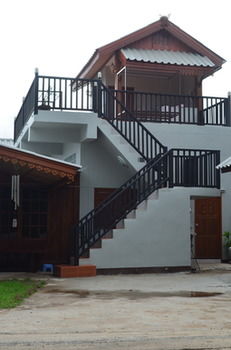 Baan Aew Pai 2*