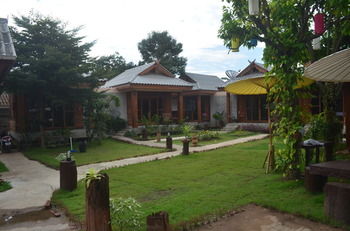 Baan Aew Pai 2*