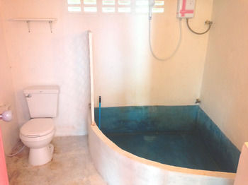 Pai Forest Resort 2*