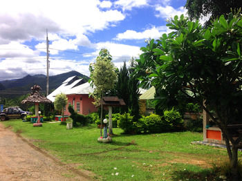 Pai Forest Resort 2*