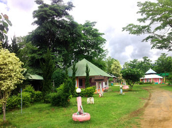 Pai Forest Resort 2*