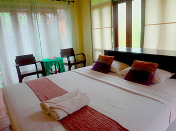 Aroma Pai Hotel and Spa 2*