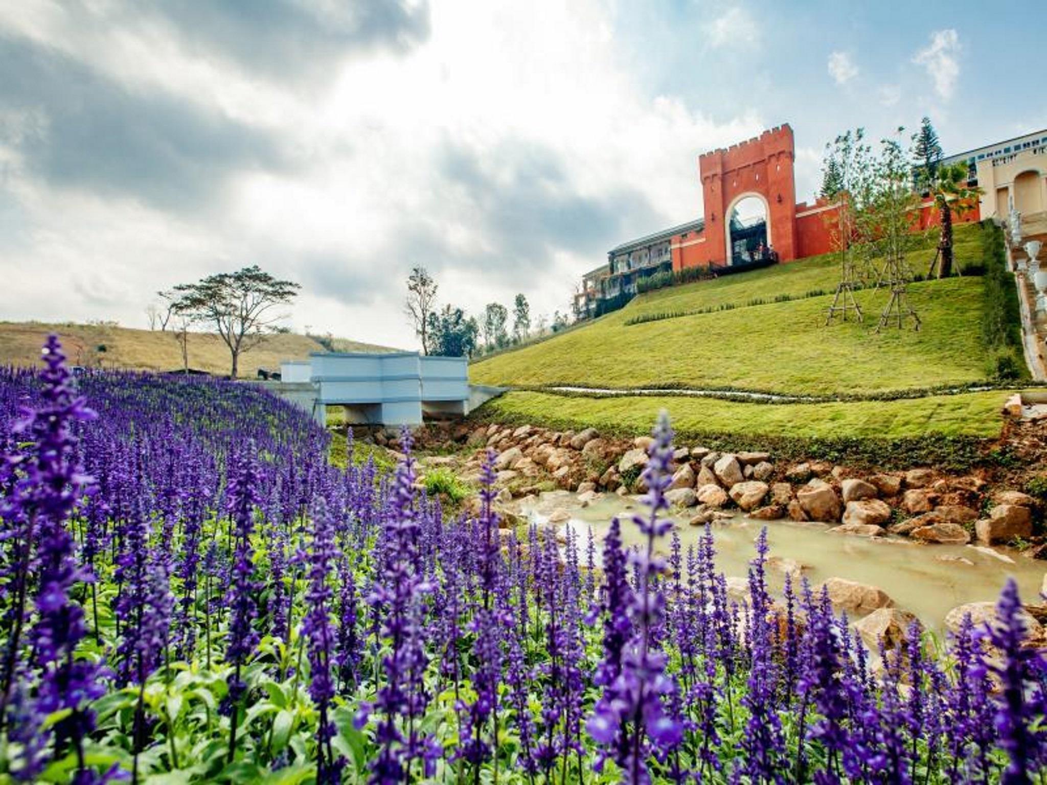 The Blue Sky Khao Kho 2*