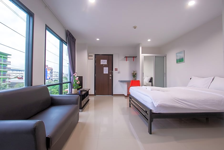 BAAN PAKNAM HOTEL 2*