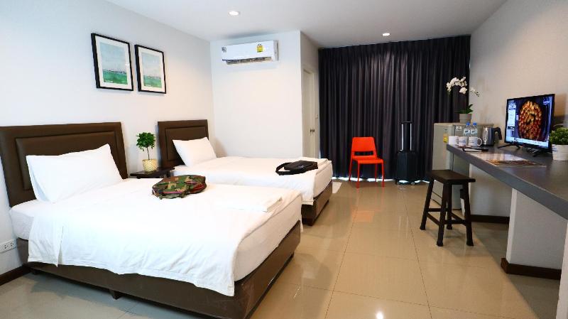 BAAN PAKNAM HOTEL 2*