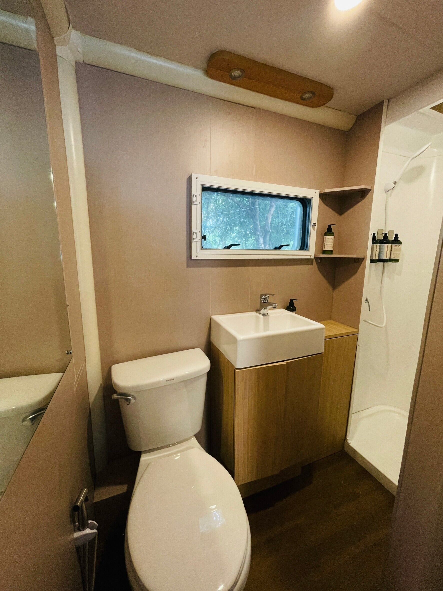 The Wild Khao Yai - Glamping 1*