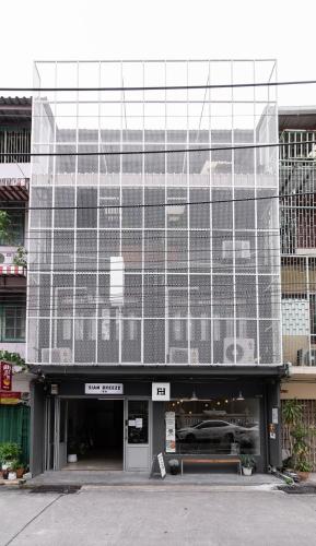 Siam Breeze Inn (Self check-in) 3*
