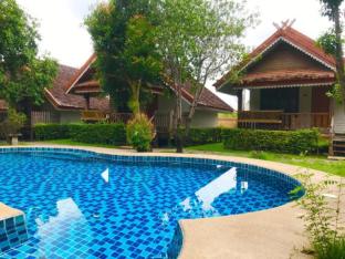 Siri Lagoona Resort & Pool Villa 3*