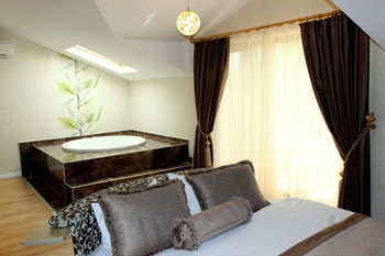 Lale Boutique Hotel 0*